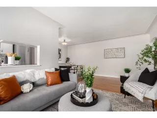 Photo #4: 5907758 Listing