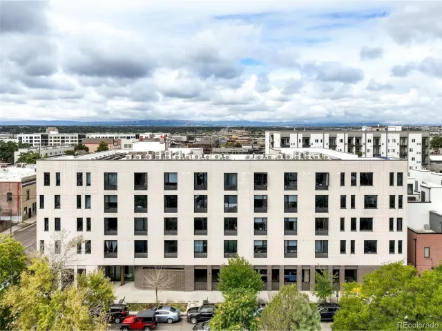 MLS: 5910713 Condo For Sale