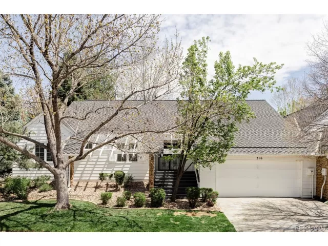 MLS: 5910726 Condo For Sale