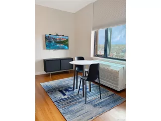 Photo #6: 5911291 Listing