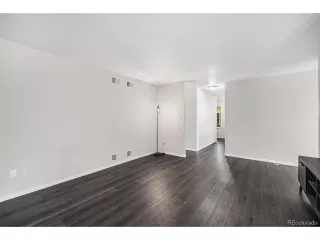 Photo #4: 5911817 Listing 