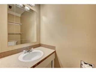 Photo #5: 5912003 Listing