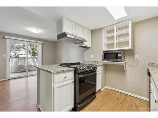 Photo #6: 5912419 Listing 