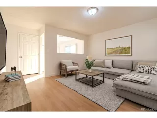 Photo #2: 5914268 Listing 