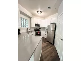 Photo #3: 5919013 Listing 