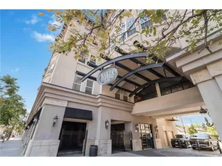 Photo #2: 5921232 Listing