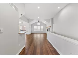 Photo #2: 5925679 Listing