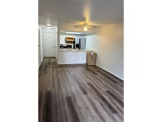 Photo #3: 5925760 Listing