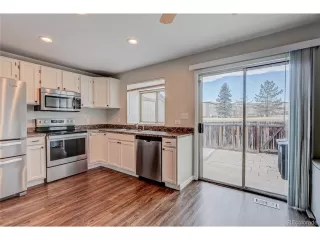 Photo #5: 5926572 Listing