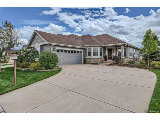 MLS: 5927722 Condo For Sale