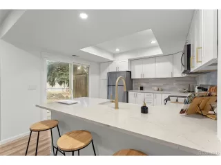 Photo #5: 5932533 Listing 