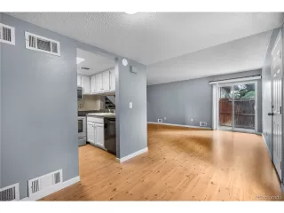 Photo #5: 5934871 Listing 