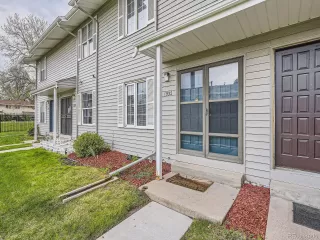 Photo #2: 5936338 Listing 