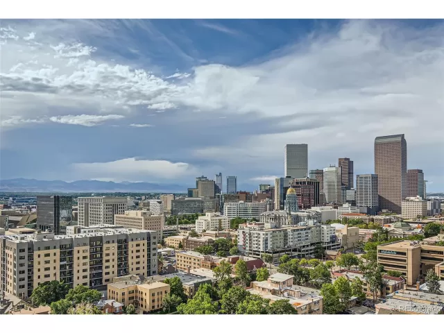 MLS: 5936410 Condo For Sale