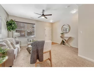 Photo #5: 5940566 Listing 