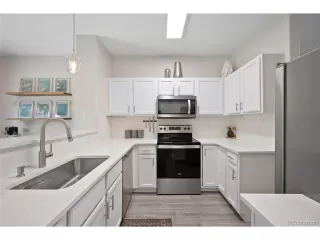 Photo #6: 5941401 Listing