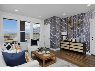 Photo #2: 5944522 Listing