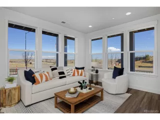 Photo #3: 5944522 Listing