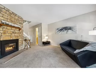 Photo #3: 5945427 Listing