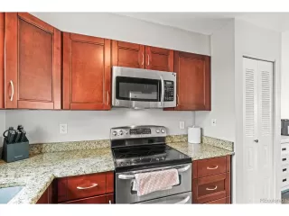 Photo #5: 5947209 Listing