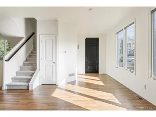 Photo #3: 5949022 Listing