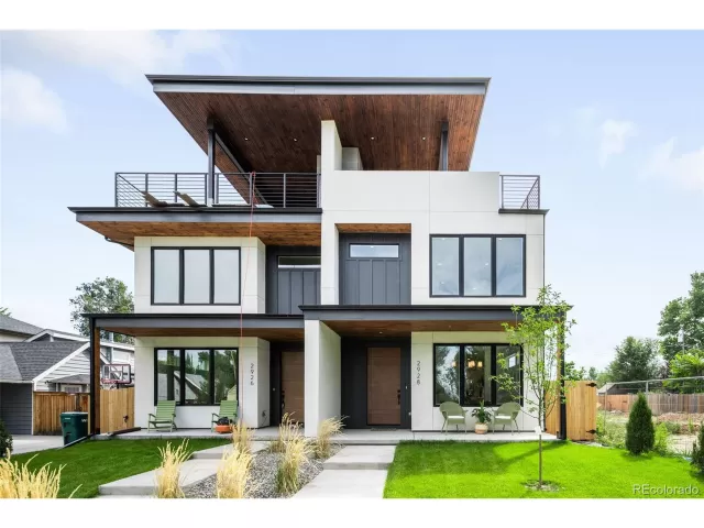 MLS: 5951915 Condo For Sale