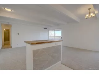 Photo #5: 5954700 Listing