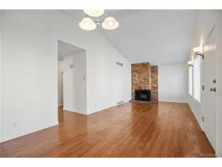 Photo #5: 5955166 Listing 