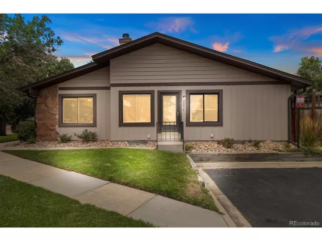 MLS: 5955267 Condo For Sale