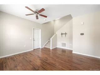 Photo #5: 5957327 Listing