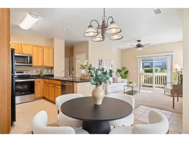 MLS: 5959390 Condo For Sale