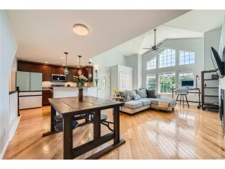 Photo #2: 5965368 Listing