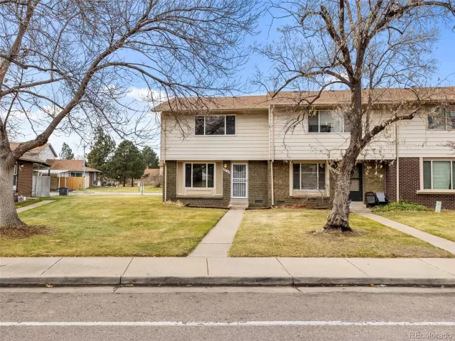 MLS: 5966182 Condo For Sale