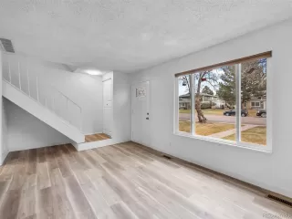 Photo #6: 5966182 Listing 
