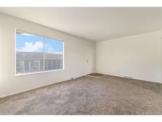 Photo #5: 5967067 Listing