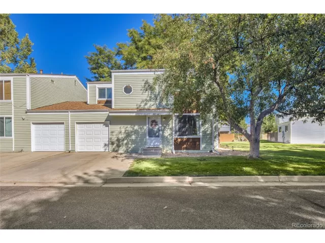 MLS: 5974456 Condo For Sale