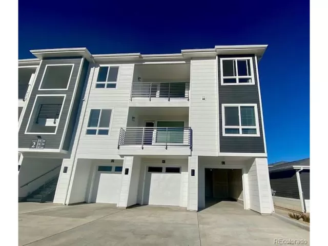MLS: 5976587 Condo For Sale
