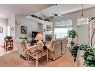 Photo #6: 5976809 Listing