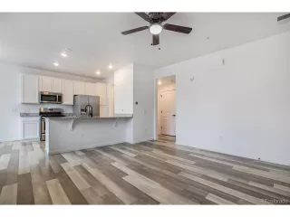 Photo #4: 5979280 Listing