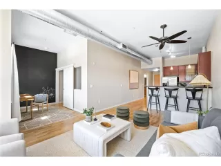 Photo #2: 5979351 Listing