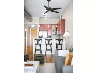 Photo #5: 5979351 Listing