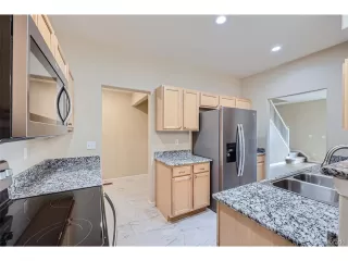 Photo #5: 5982953 Listing