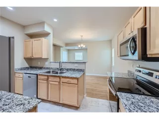 Photo #6: 5982953 Listing