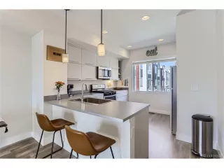 Photo #3: 5984092 Listing