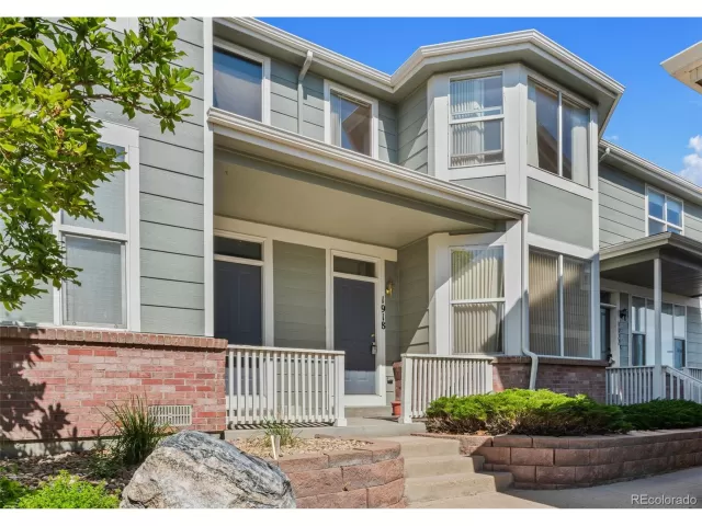 MLS: 5986367 Condo For Sale