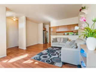 Photo #2: 5986367 Listing