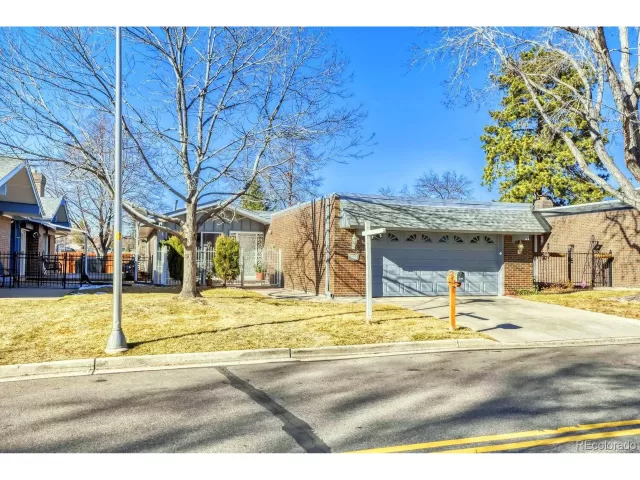 MLS: 5990859 Condo For Sale