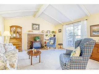 Photo #4: 5990859 Listing