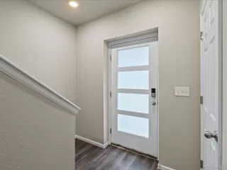 Photo #5: 5990977 Listing