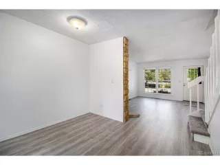 Photo #4: 5992551 Listing